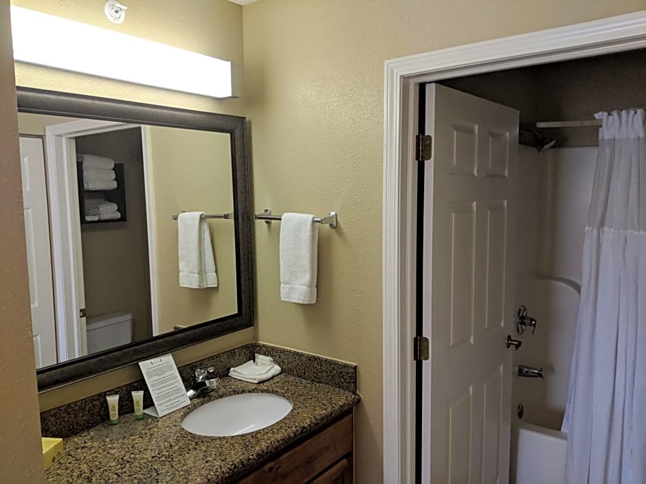 Staybridge Suites Grand Rapids-Kentwood