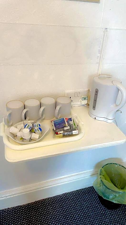 Fern Villa Hotel - Albert Road