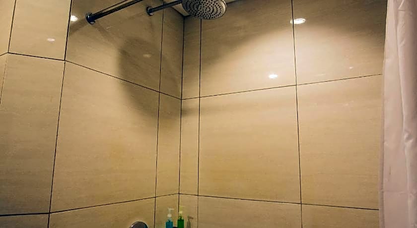 Capital O 1068 Grand Mirah Boutique Hotel