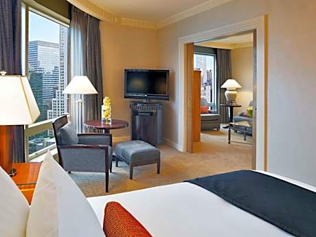 Broadway Juliette Balcony Suite