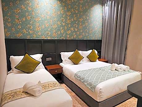 Triple Suite