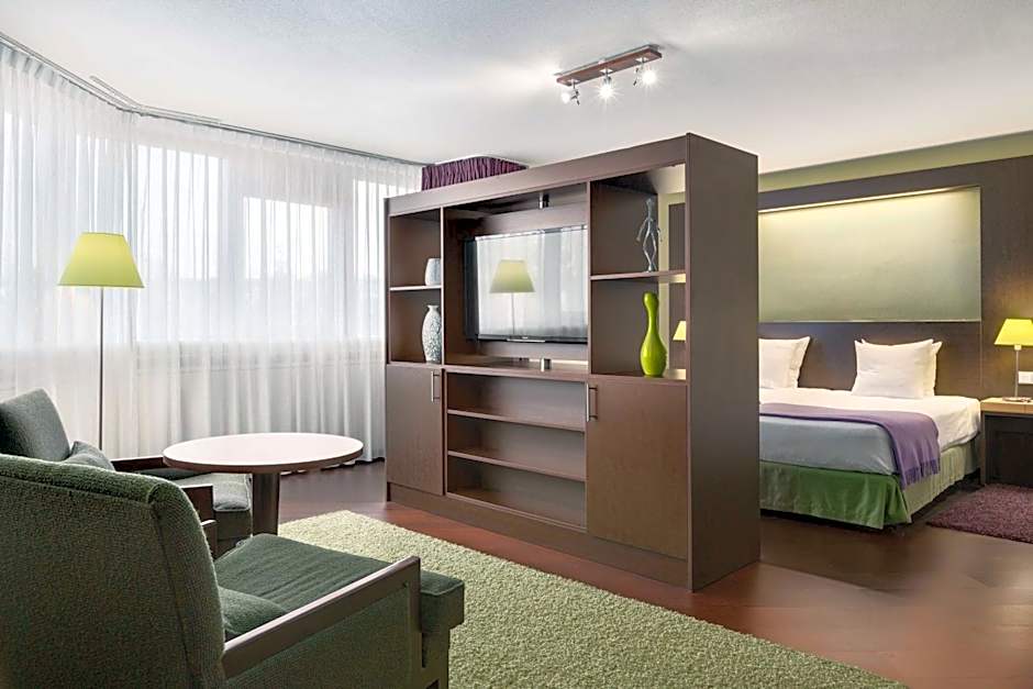 Photo 1 of 6 of Junior Suite