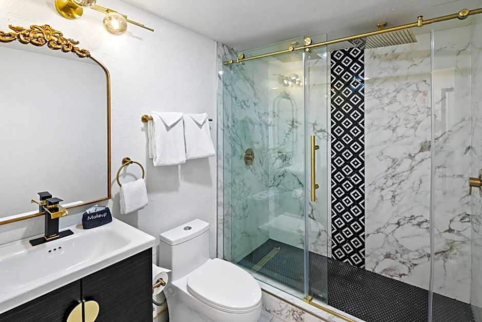 Art Hotel Laguna Beach