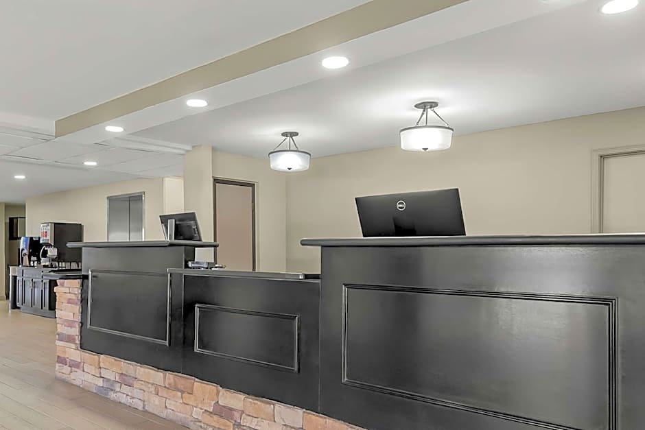 Best Western Saluki Inn