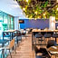 Holiday Inn Express Paris-Canal De La Villette By IHG