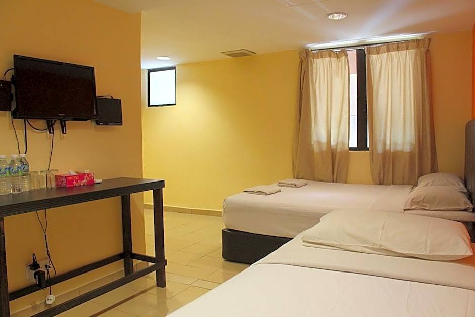 New Three Three Hotel Cheras