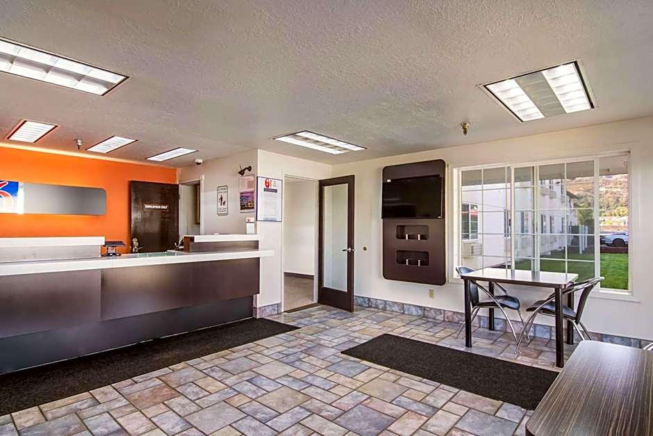 Motel 6-The Dalles, OR