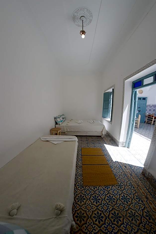Hostel BE 20