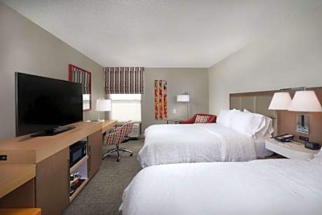 Room with Two Queen Beds - Non-Smoking