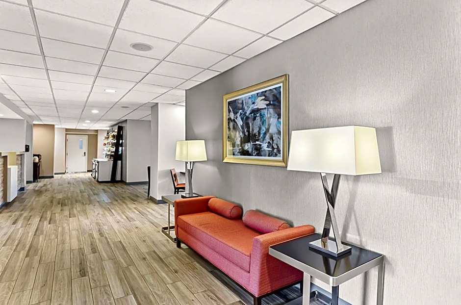 Hampton Inn By Hilton Chicago/Naperville