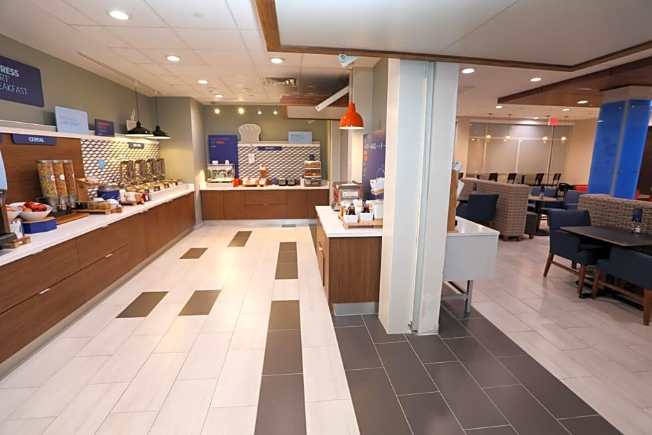 Holiday Inn Express and Suites Wylie West By IHG