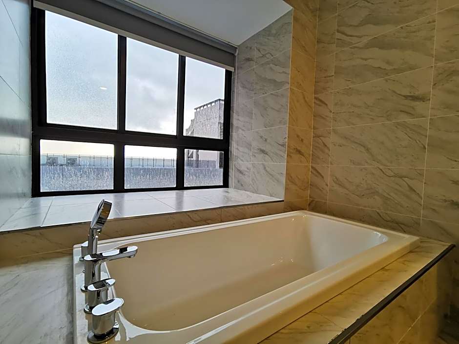 Thermospace Imperio A-17-19 Melaka City