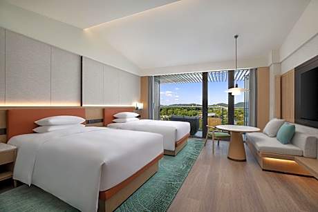 Deluxe Double, Guest room, 2 Double, Garden view, Balcony