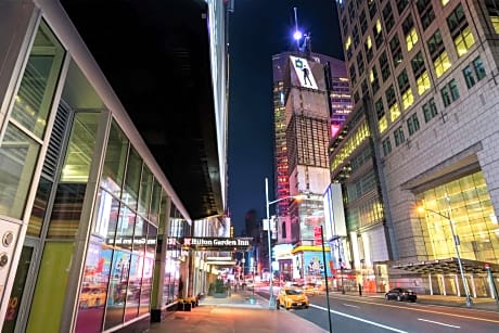 Hilton Garden Inn Times Square Central