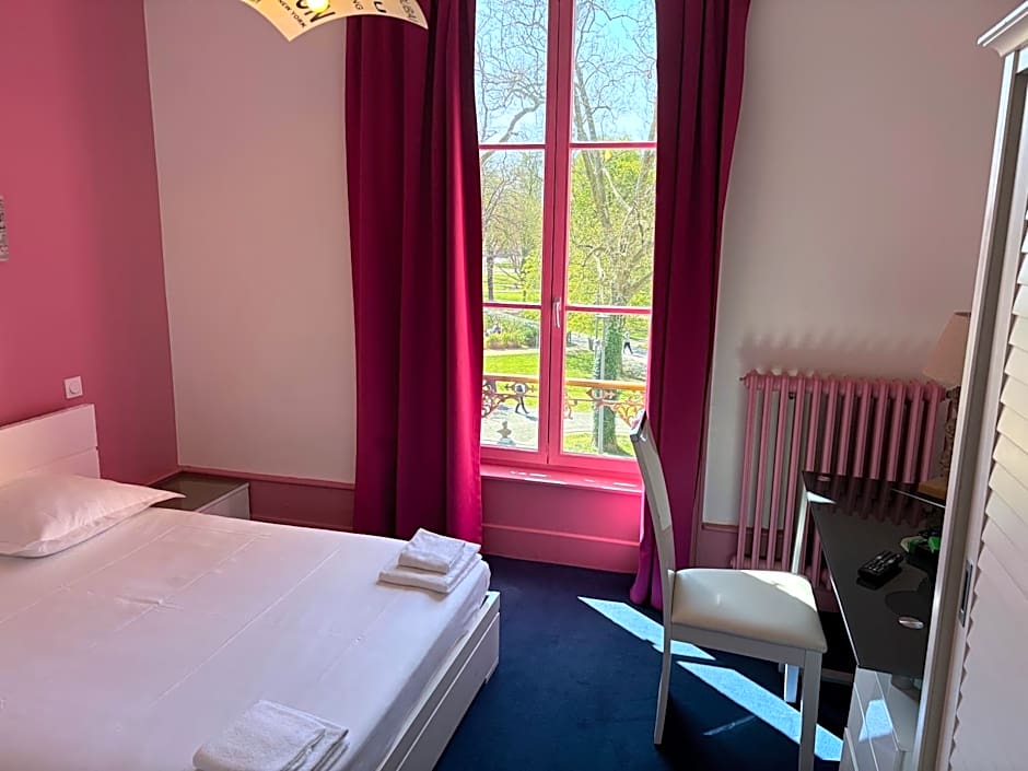 Hotel Couleurs Sud