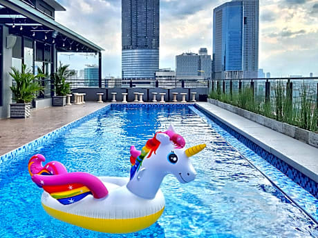 Surabaya River View Hotel