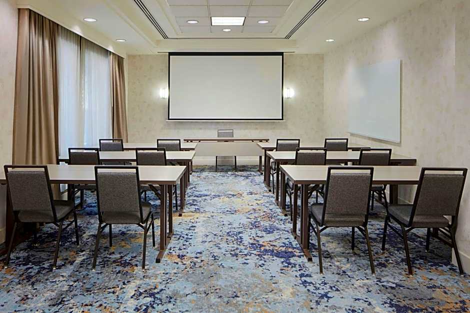 Residence Inn by Marriott Arlington Courthouse