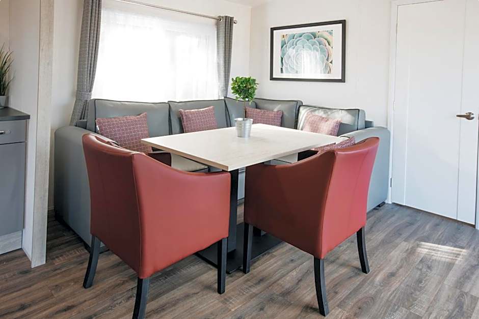 Black Bull Retreat, Barmston with Private Hot Tubs