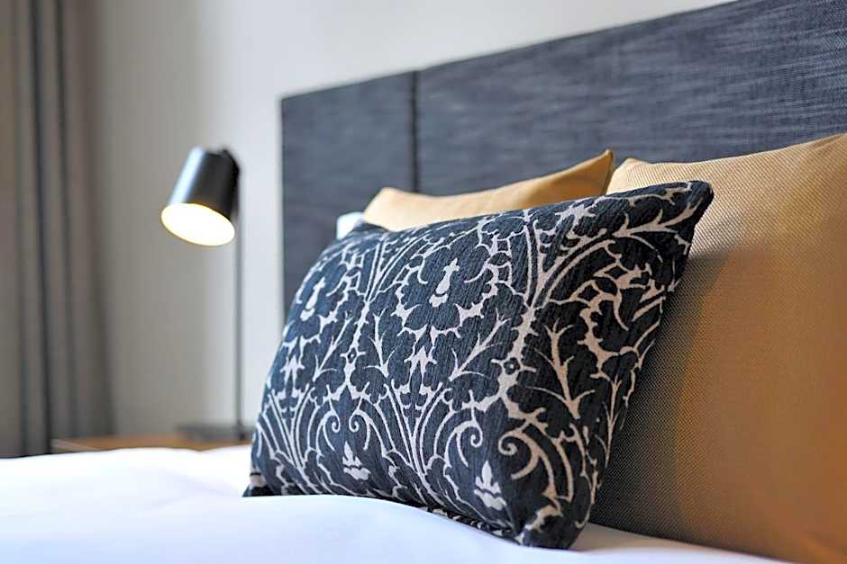 Grand Hotel Melbourne