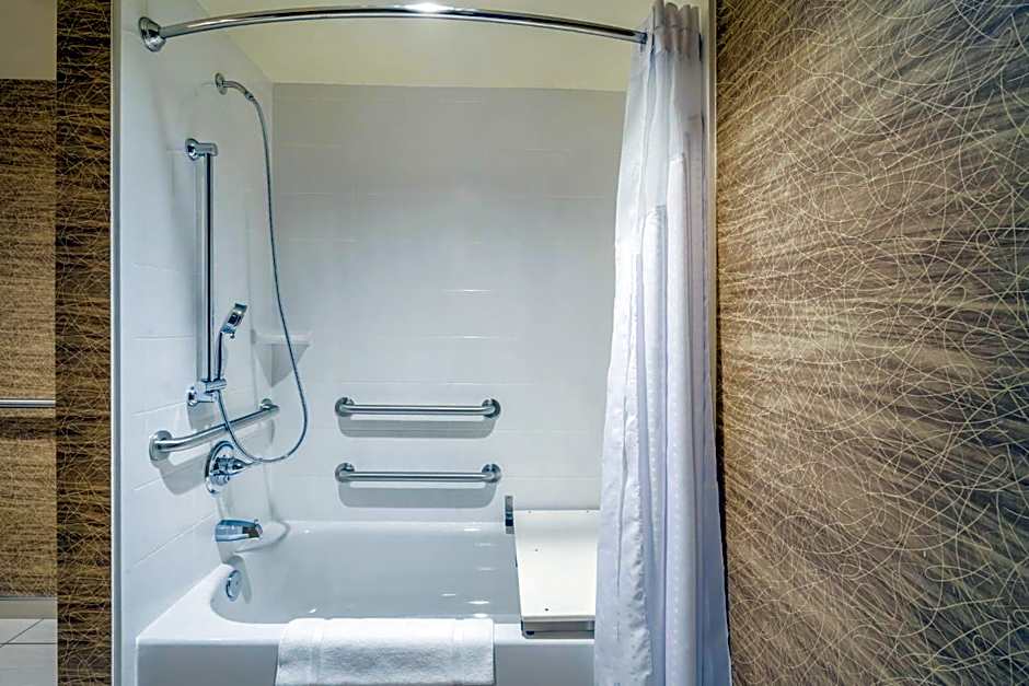 Holiday Inn - Terre Haute By IHG