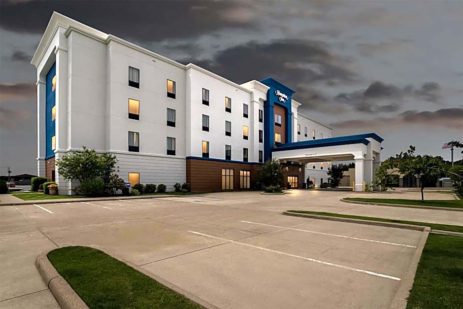 Hampton Inn By Hilton Marion