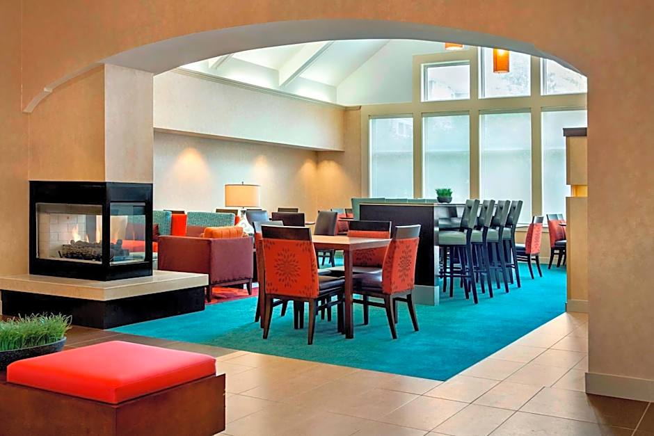 Sonesta ES Suites Allentown Bethlehem Airport