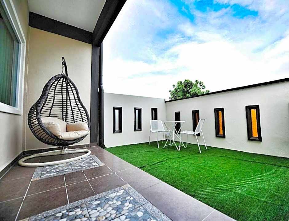 Destini Akef Villa