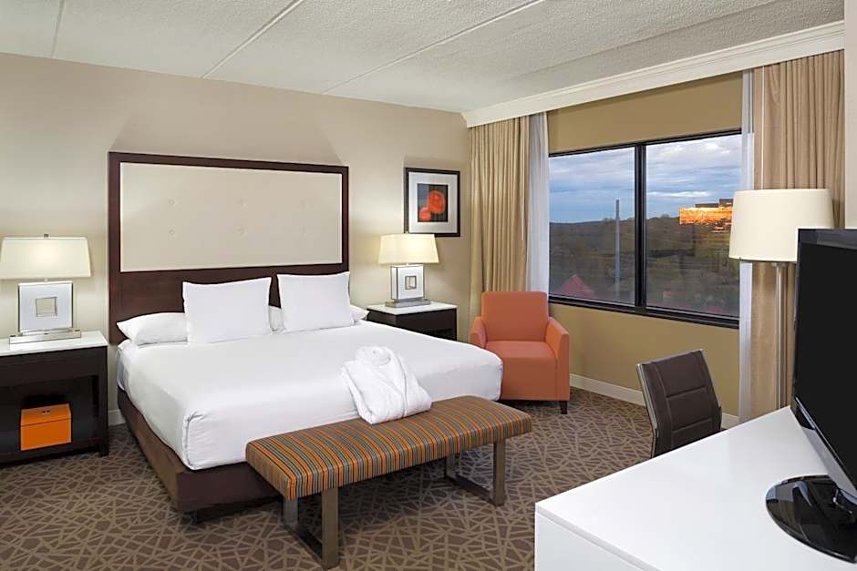 Hyatt Regency Suites Atlanta Northwest