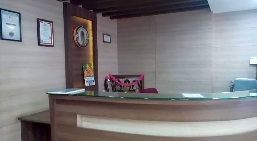 Hotel Preethi Palace