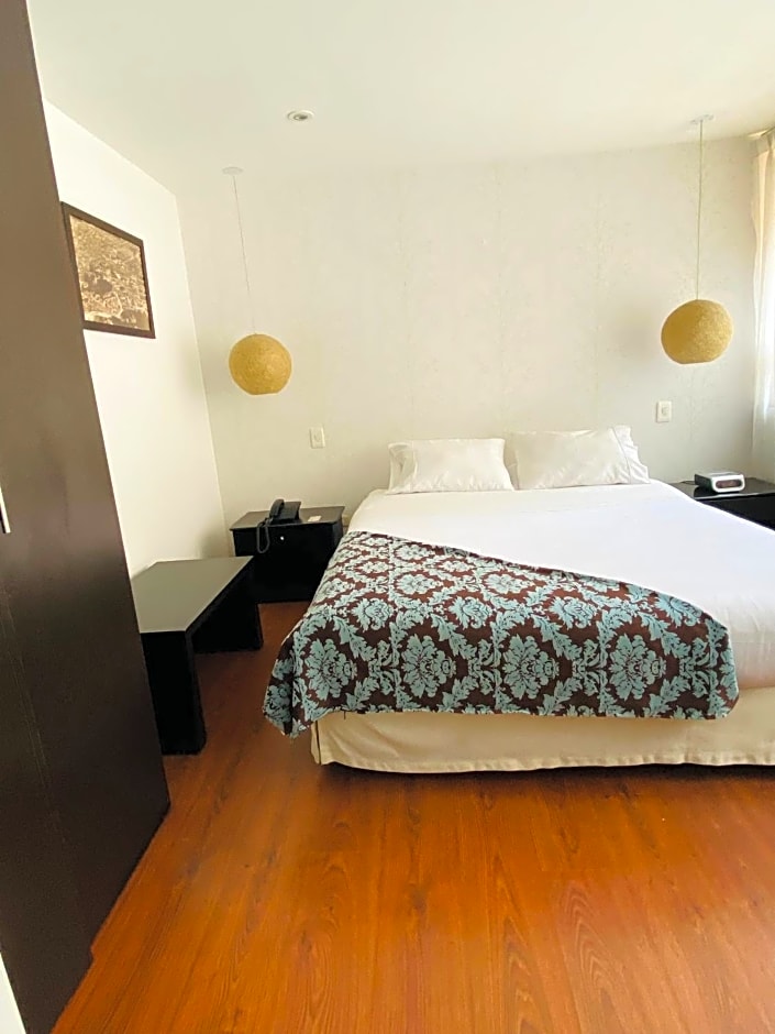 Photo 1 of 8 of Junior Suite