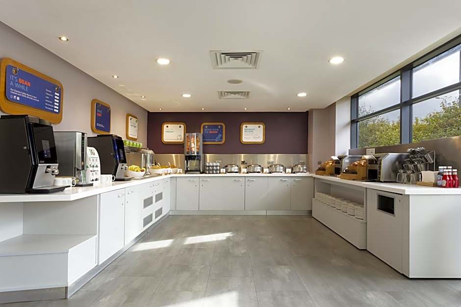 Holiday Inn Express Dunstable By IHG