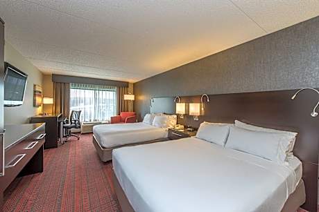 1 Queen 1 Single Bed 1 Bedroom Suite