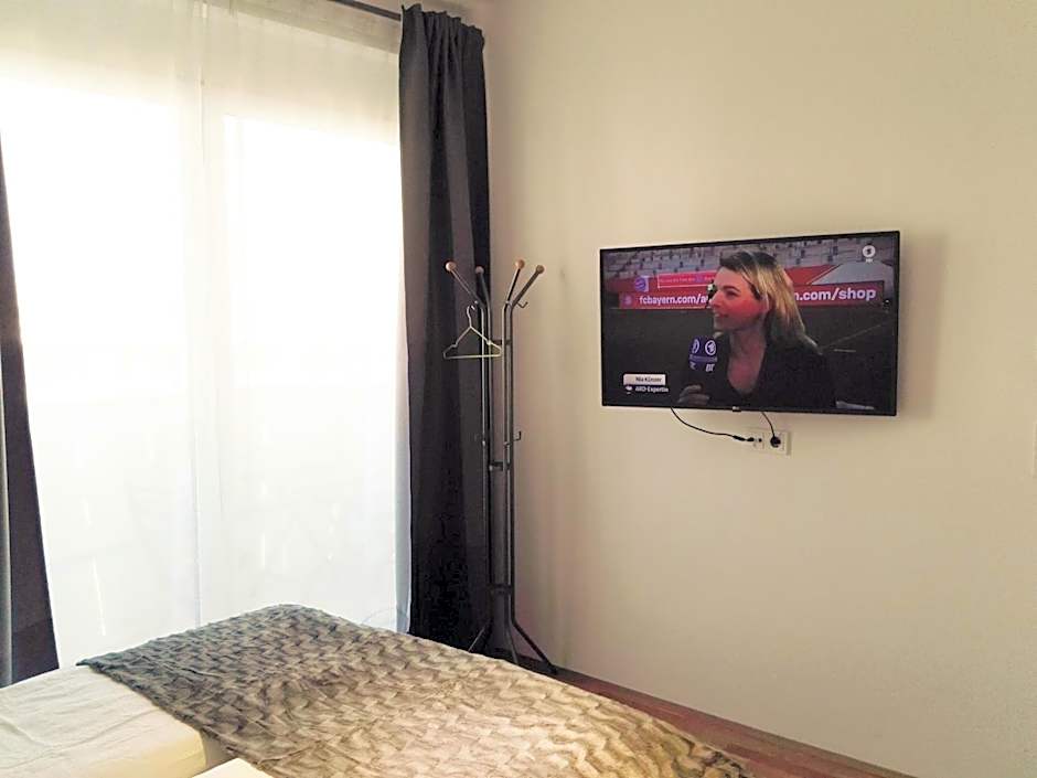 My room serviced apartment-Messe