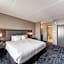 DoubleTree By Hilton Hotel Bloomington