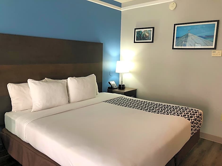La Quinta Inn & Suites by Wyndham Panama City Beach