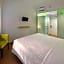 Whiz Prime Hotel Megamas Manado