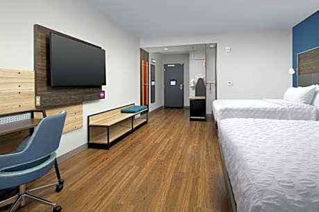 2 Queen Mobility Accessible Roll In Shower