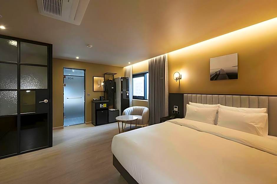Yeonsan Hound Hotel
