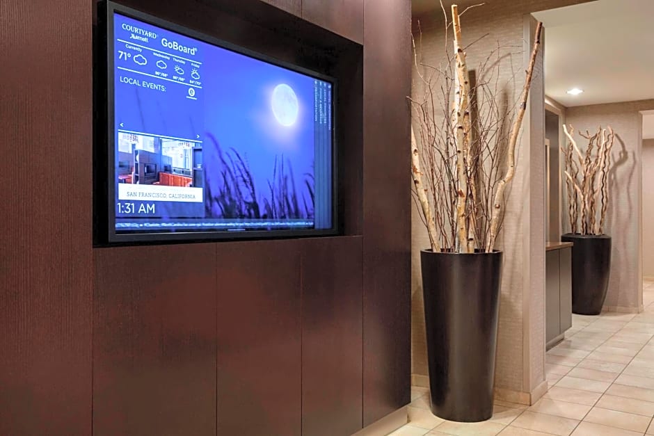 Courtyard by Marriott Champaign