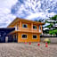 Gênesis Beach Hostel! Quartos compartilhados e privativos na Pinheira