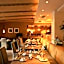 Almhotel Told