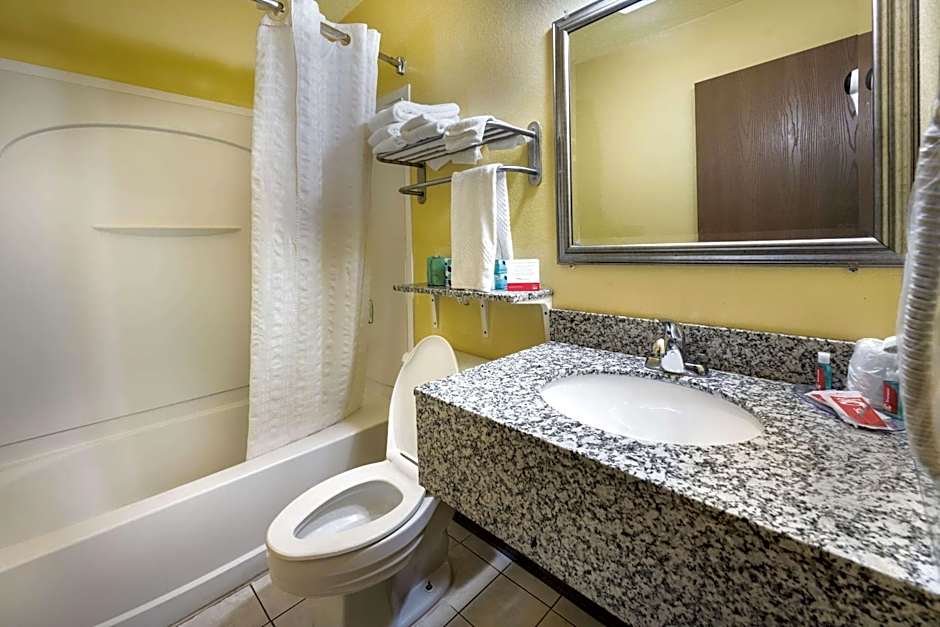 Econo Lodge Spotsylvania Town Center