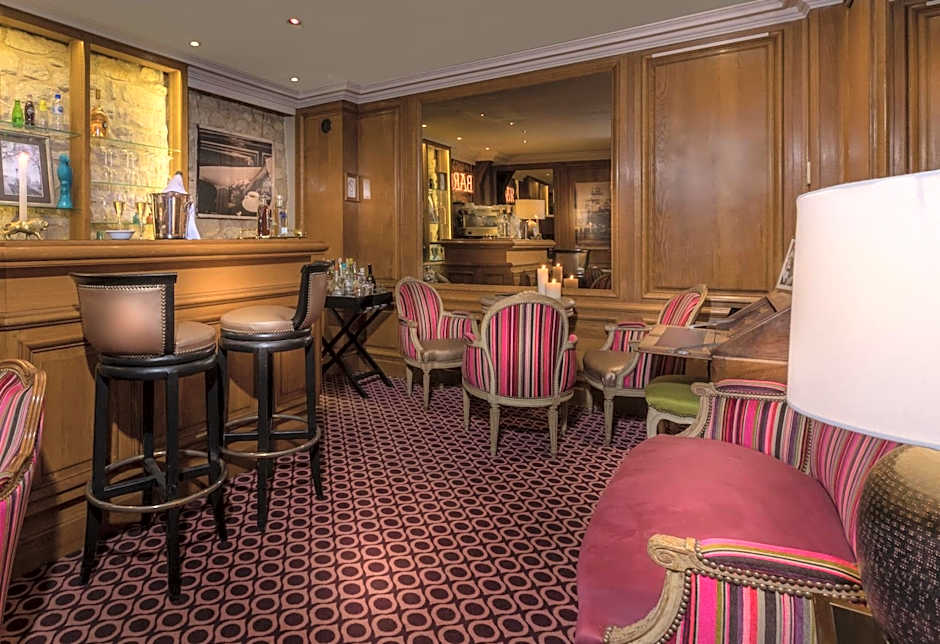 Dauphine Saint Germain