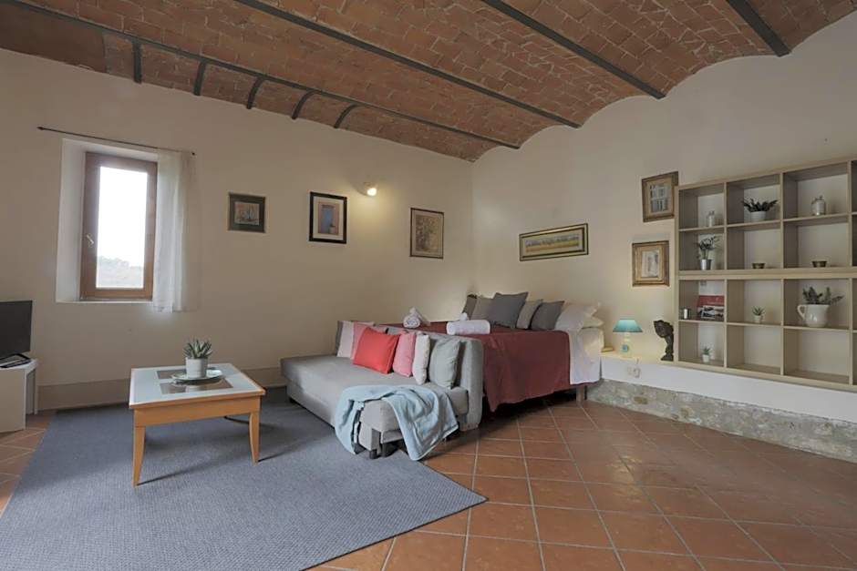 Apt con Piscina LA STALLA, 10 min Firenze in piena Campagna Toscana
