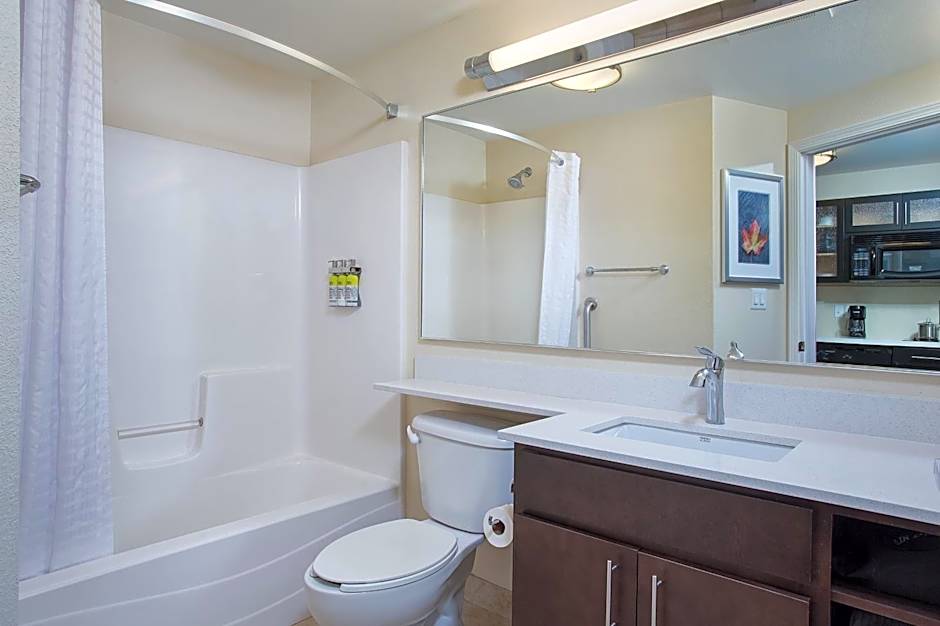 Candlewood Suites Bowling Green By IHG