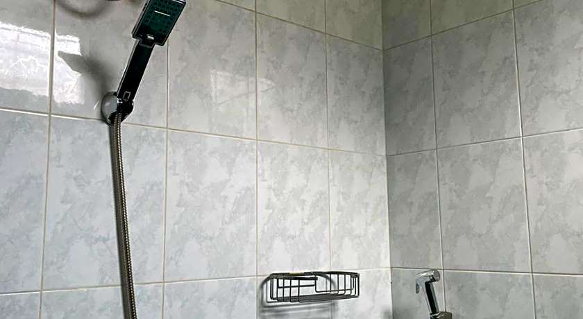 RedDoorz Syariah @ Karang Pilang