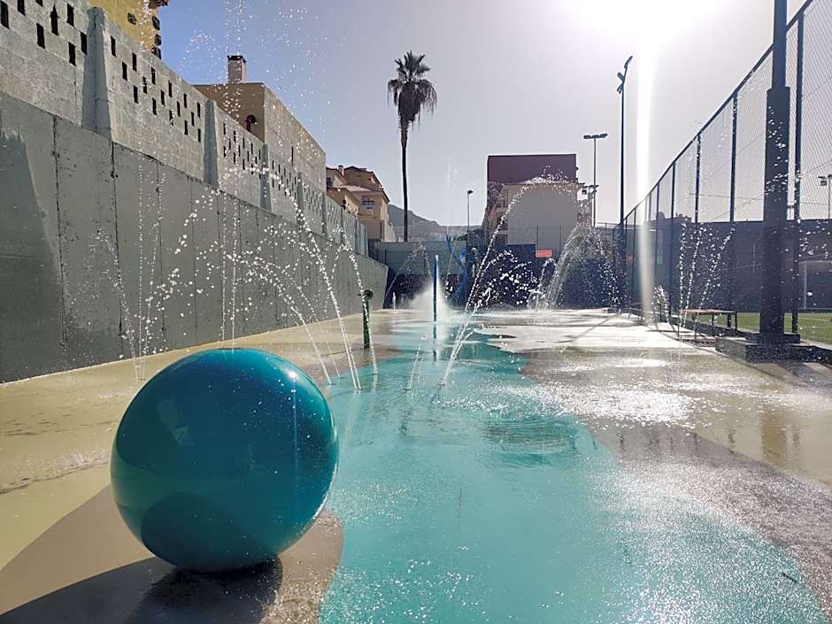 Luxury Apartment with pool view