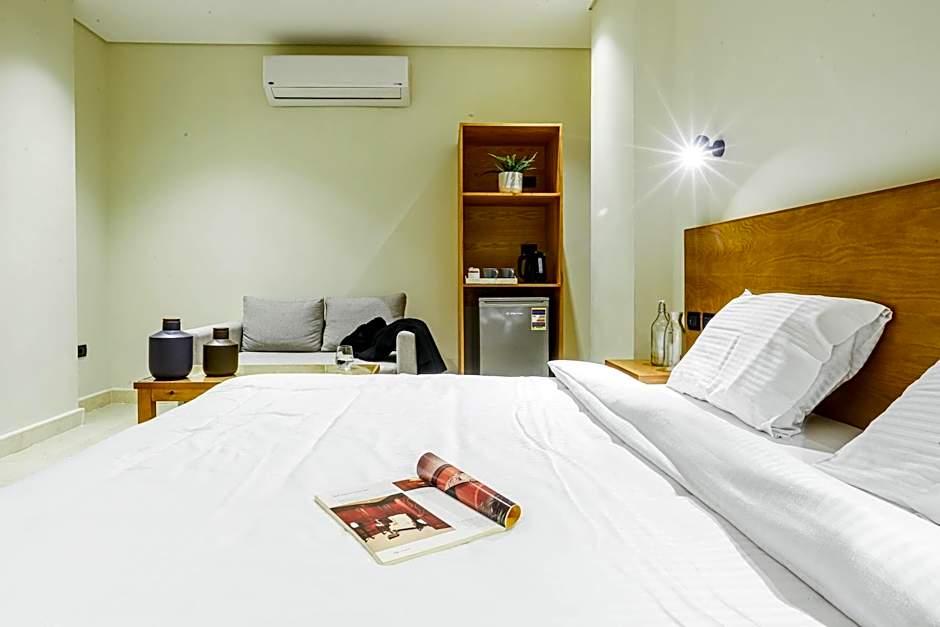 NewCity Hotel & Suites