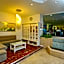 Kleopatra Celine Hotel