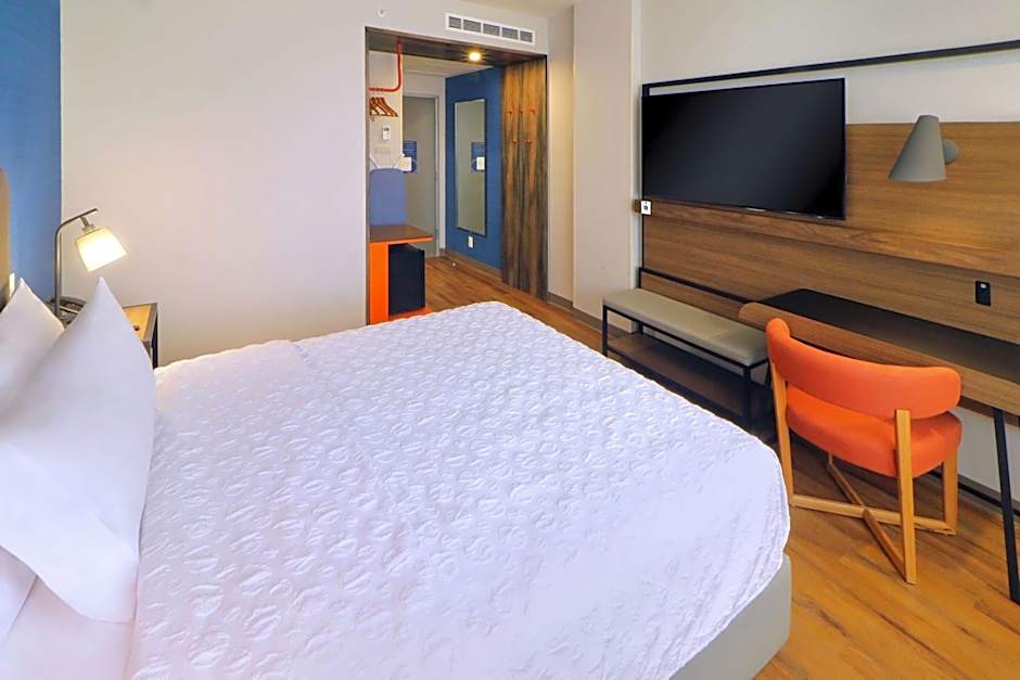 Tru by Hilton Monterrey Fundidora